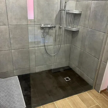 L'alsacienne Et شقة